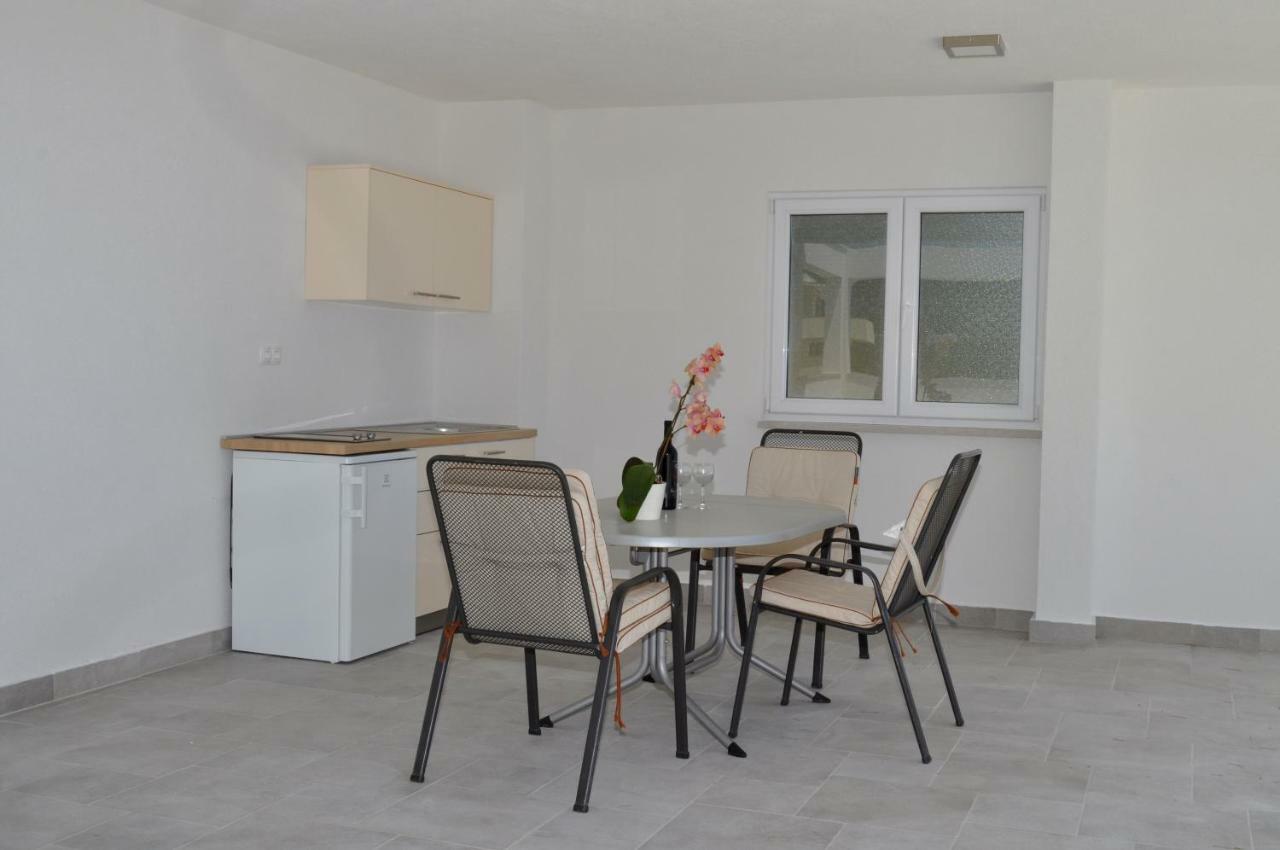 Apartment Ljubica Ljuban Makarska Esterno foto