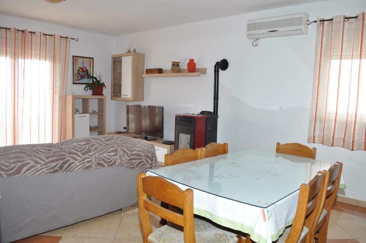 Apartment Ljubica Ljuban Makarska Esterno foto